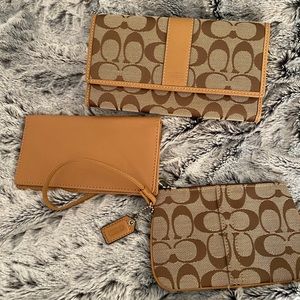 Coach tan accessories